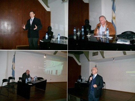 Los cuatro profesores de la Universidad Vasca de Verano de Argentina durante las conferencias en San Nicolás (fotos UVV)